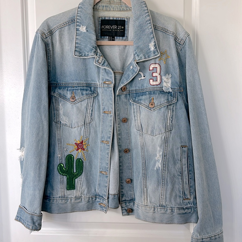 Beautiful stitch Jean jacket